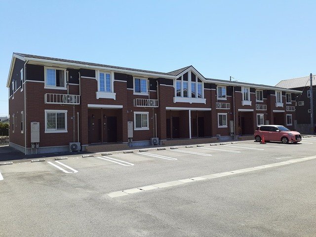 建物外観　建物外観を気になさる方へ、見た目の良い物件です