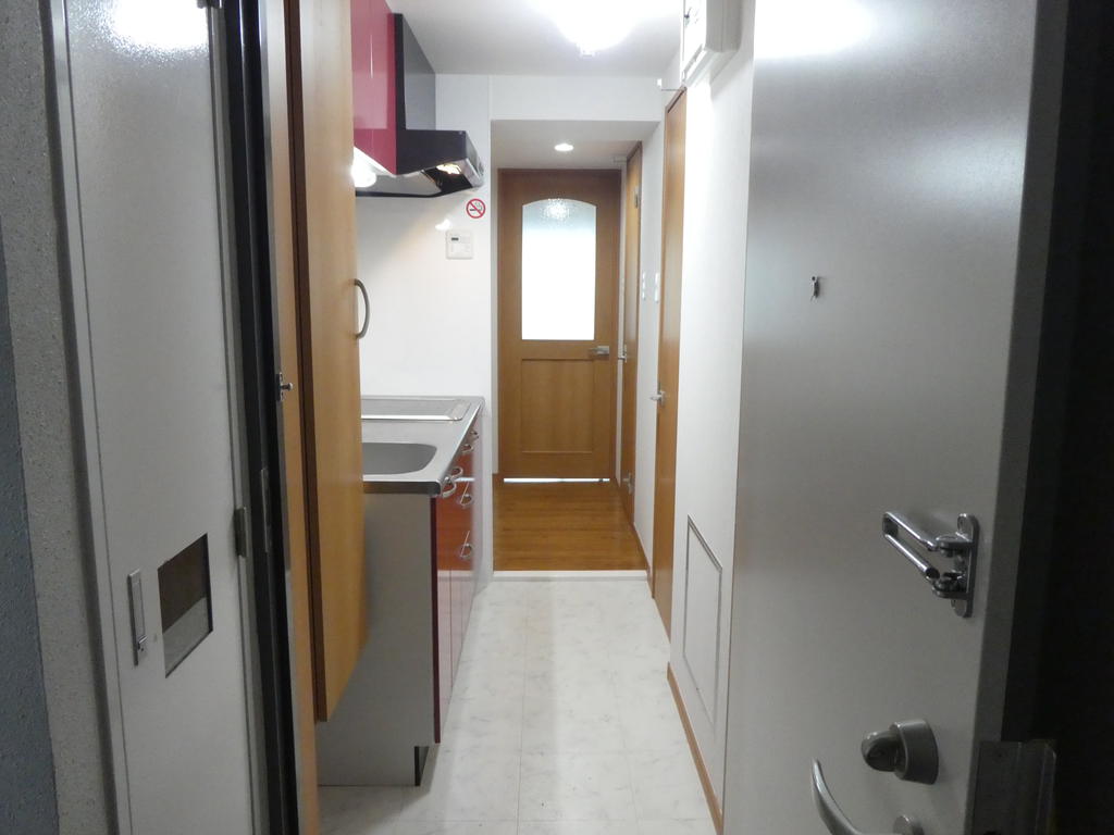 玄関　写真・動画・パノラマは、402号室のものです