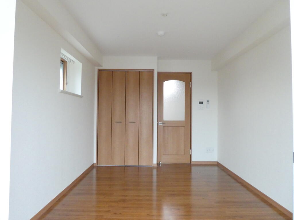 居室・リビング　写真・動画・パノラマは、402号室のものです