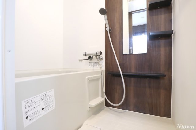 バス・シャワールーム　ゆったり過ごせるお風呂です