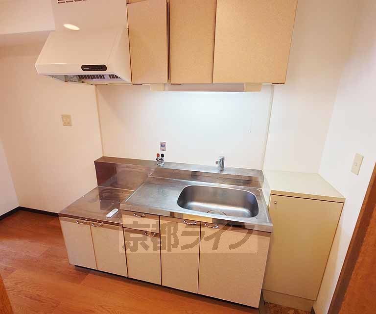 キッチン　清潔感のあるキッチンです。