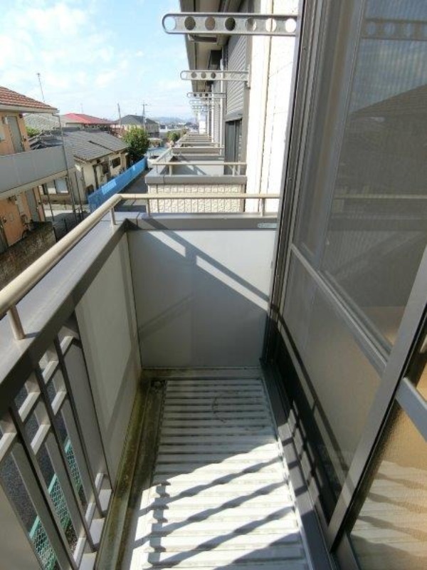 バルコニー　図面と現状に相違がある場合には現状を優先