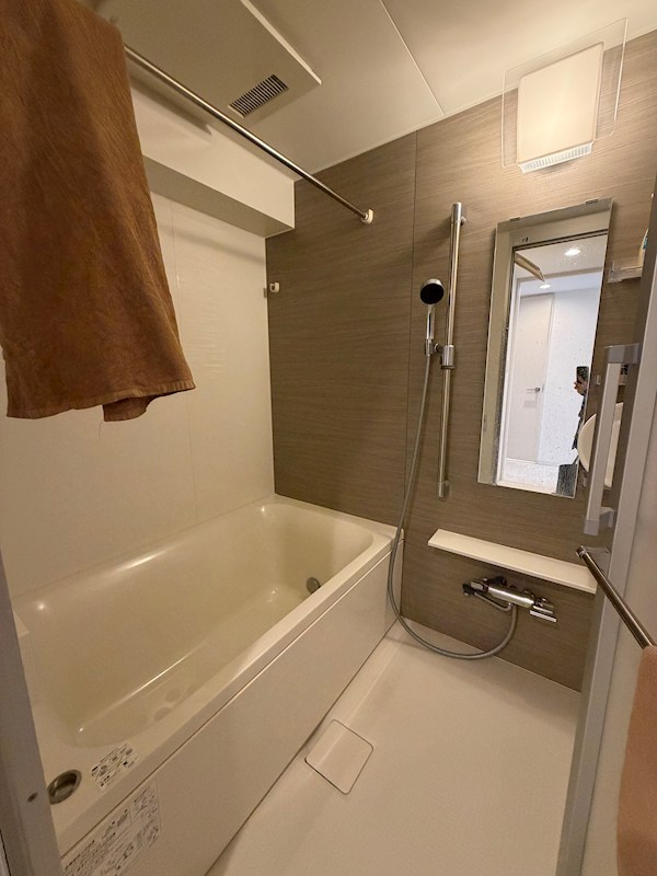 バス・シャワールーム