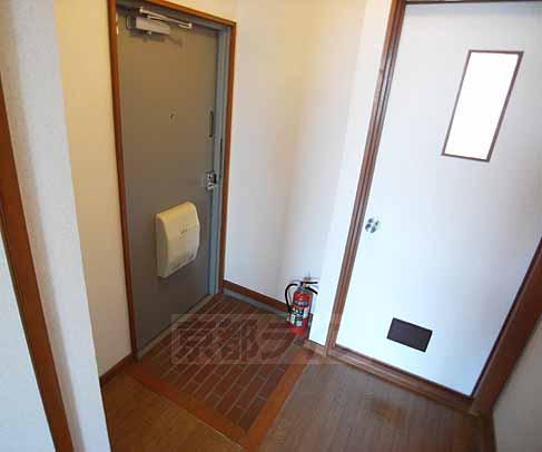 玄関　広めの玄関が気持ちがいい！