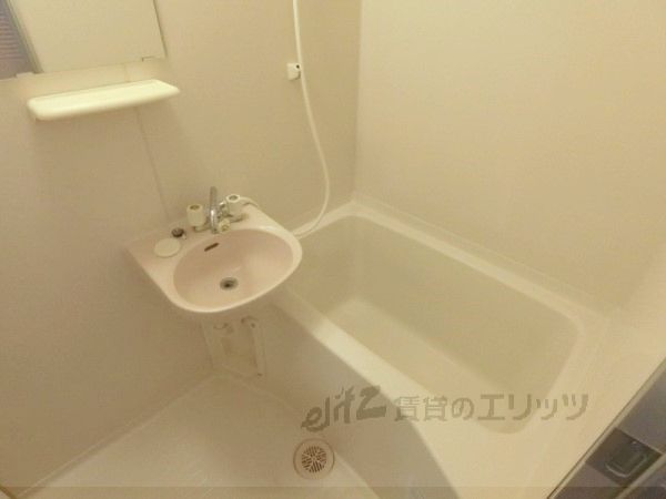 バス・シャワールーム　風呂