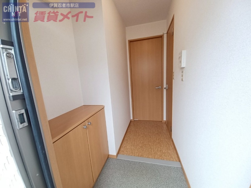 玄関　同型参考写真