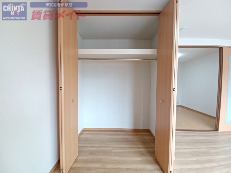 収納　同型参考写真