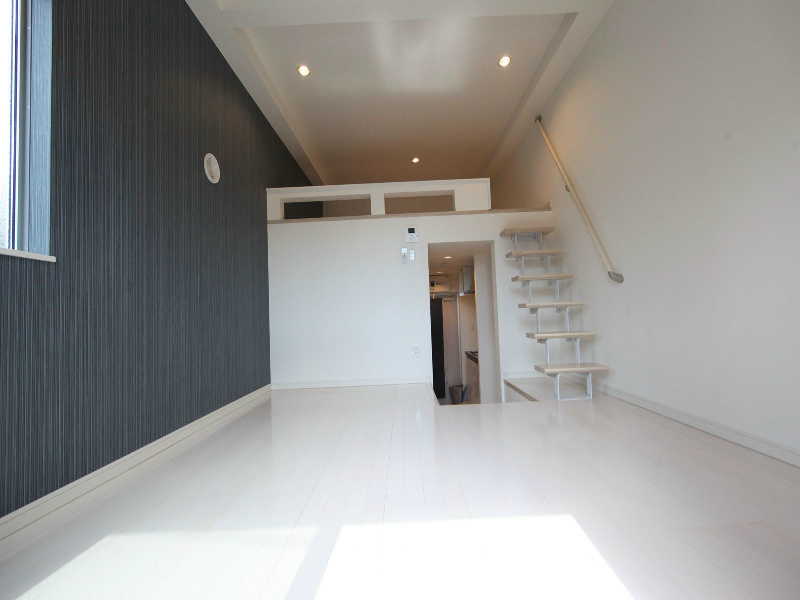 居室・リビング　下階洋室6.7帖　上階洋室5.4帖（収納としても使えます