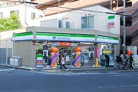 コンビニ　ファミリーマート 明石小久保二丁目店（コンビニ）まで523m