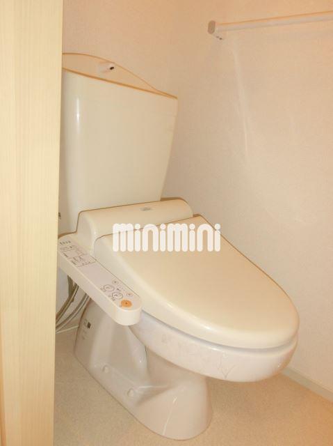 トイレ　温水洗浄トイレ。