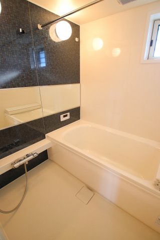 バス・シャワールーム　同型タイプです