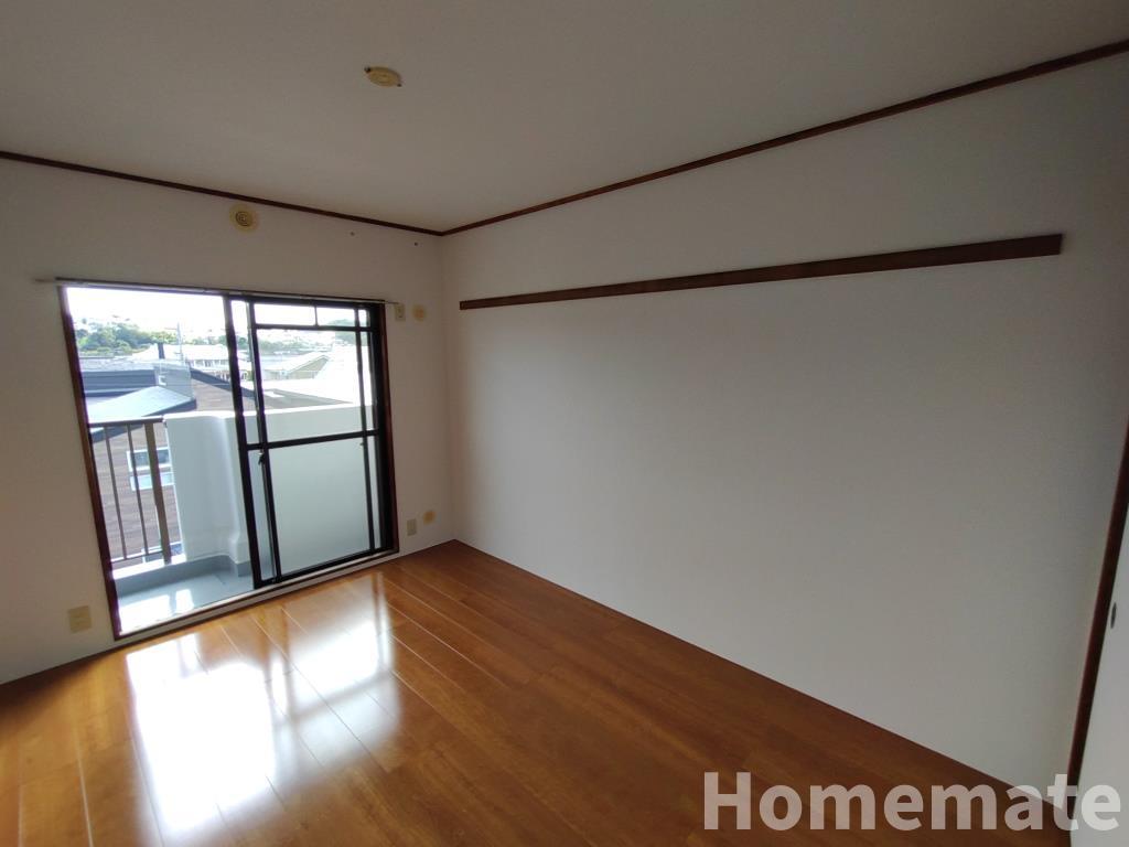 居室・リビング　エアコン1台新設いたします♪