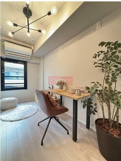 居室・リビング　庭