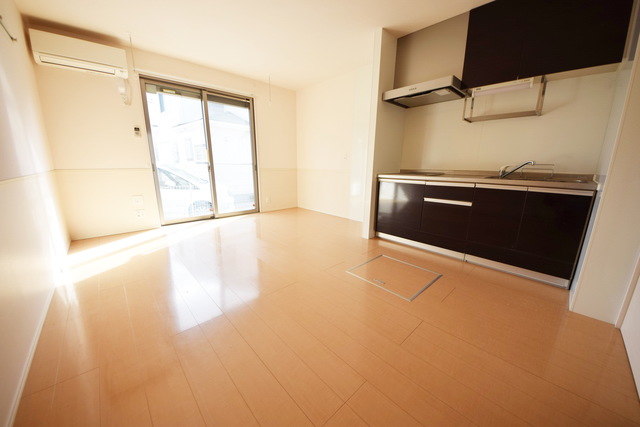 居室・リビング　～広々としたリビング～