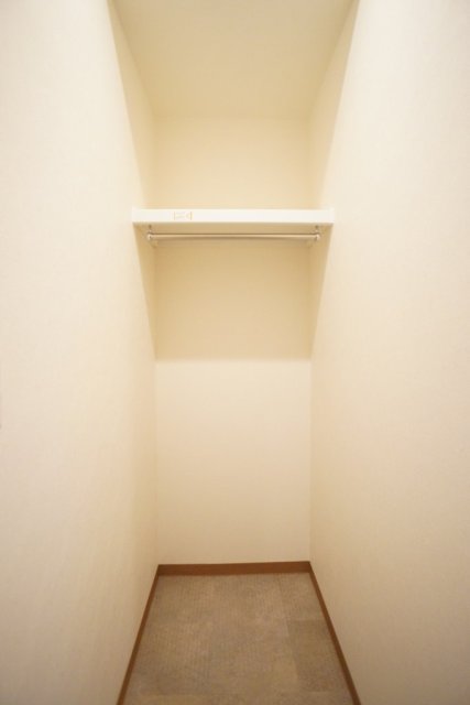 ベレッツァ神田町Iの内装写真