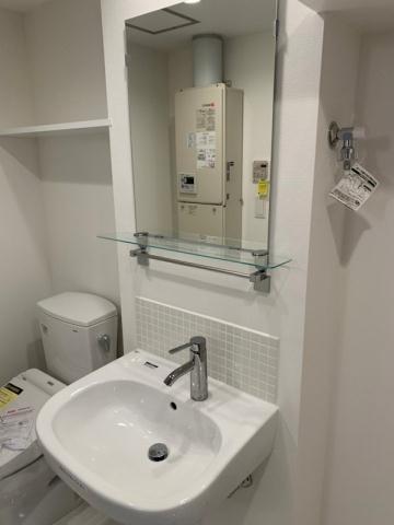 スーパー　（株）ライフコーポレーション／幡ヶ谷店（スーパー）まで593m