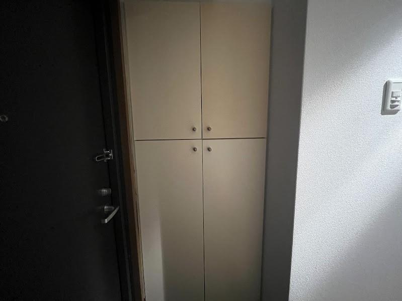 収納　シューズボックス
