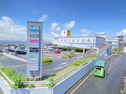 ショッピングセンター　MEGAドン・キホーテUNY 桃花台店（ショッピングセンター）まで5450m