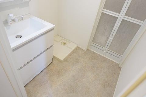 洗面設備　洗髪洗面化粧台