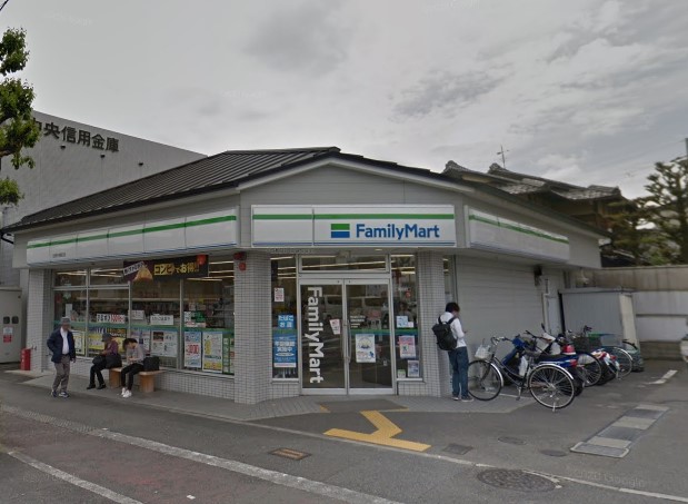 コンビニ　ファミリーマート 北野白梅町店（コンビニ）まで203m