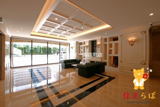 ロビー　「暮らしの設計図は、ここから始まります。」