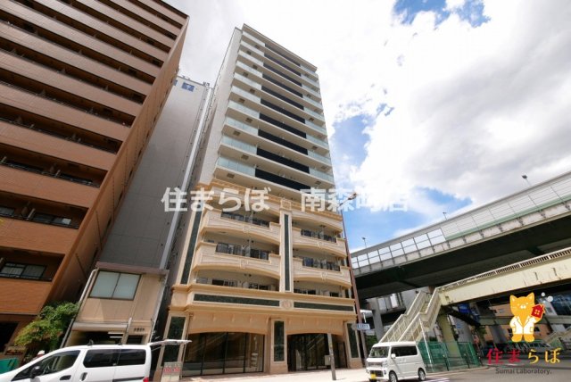 建物外観　「見ないで終わるには、惜しすぎる。」