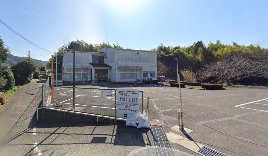 その他　海南市立 巽コミュニティセンター（その他）まで777m