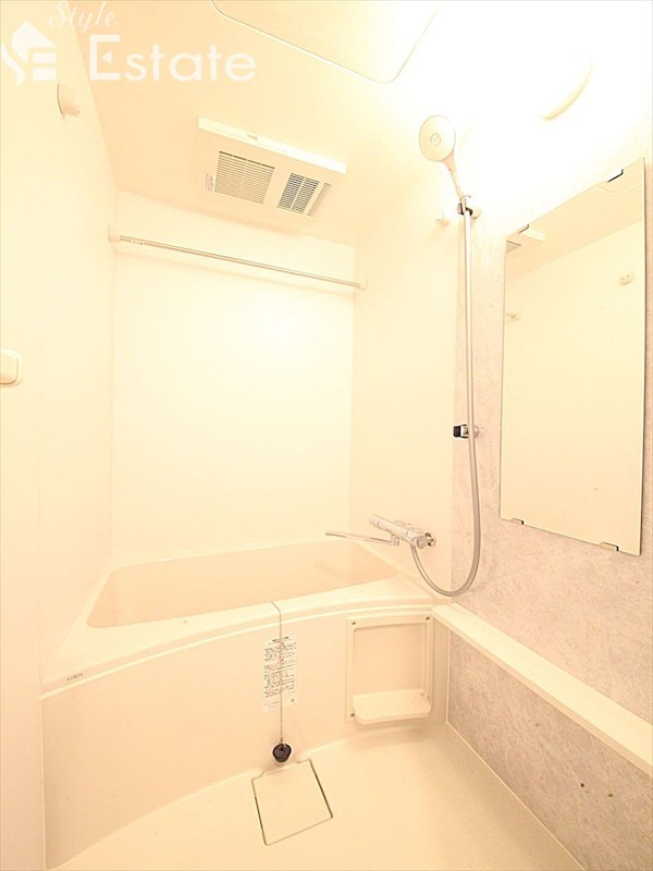 バス・シャワールーム　バスルーム