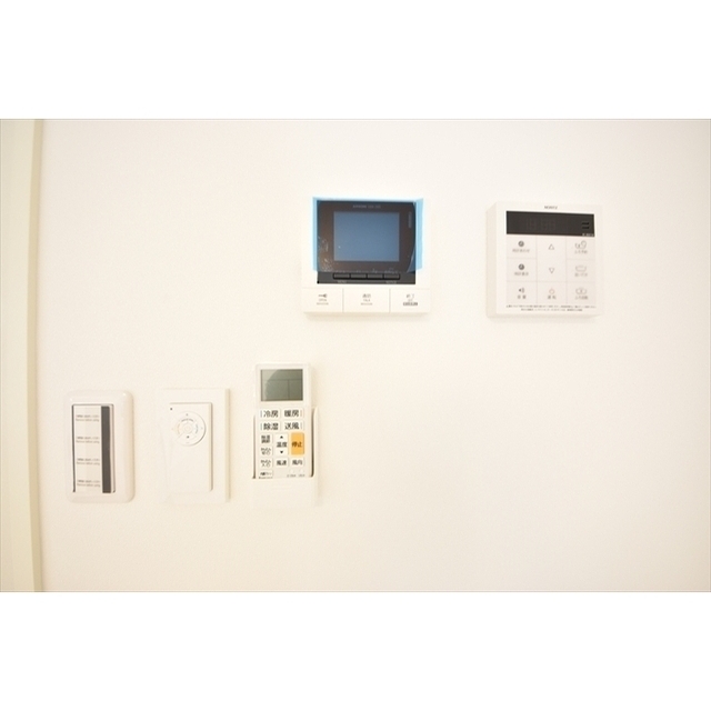 セキュリティ　明るい色調の室内です