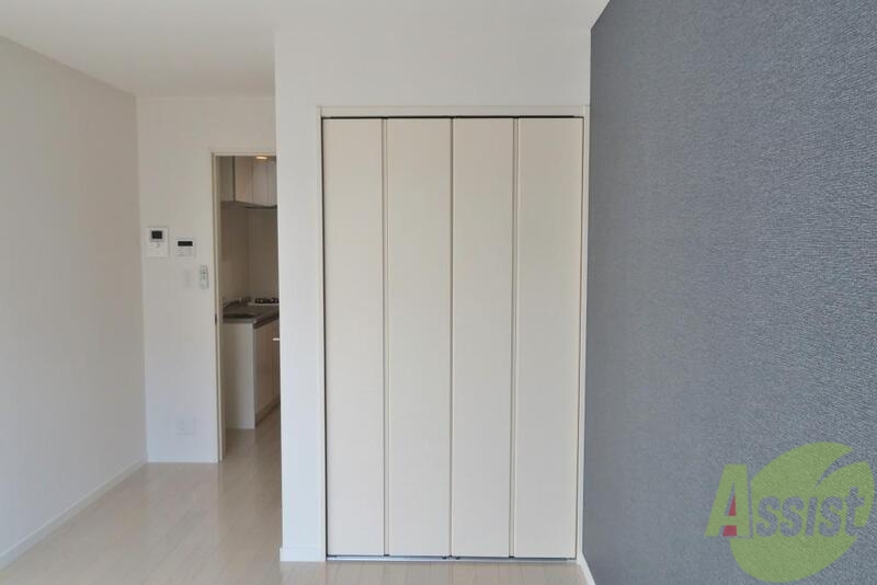 収納　大きな収納でたくさんの洋服が入りますね。