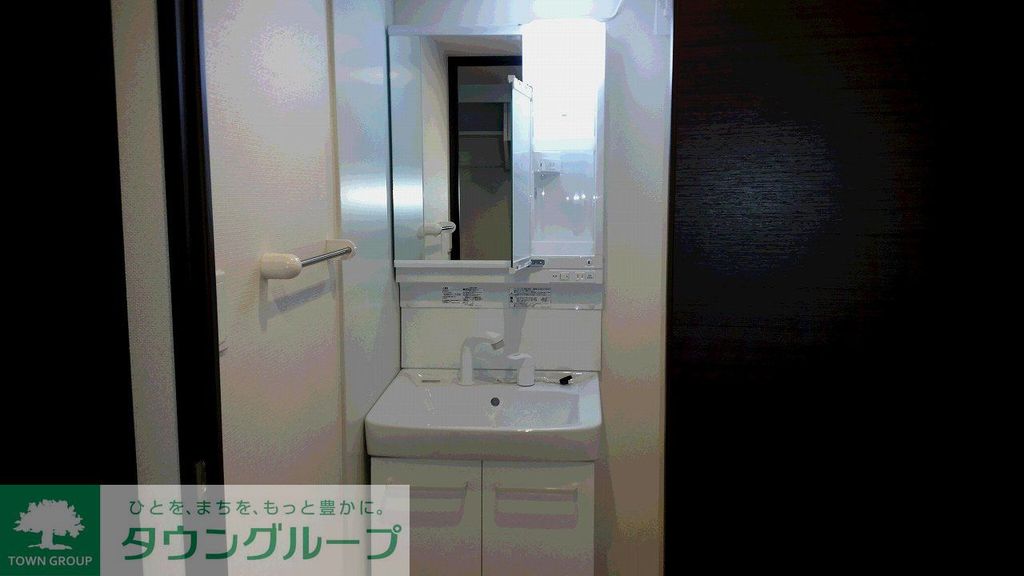 洗面設備　独立洗面台完備