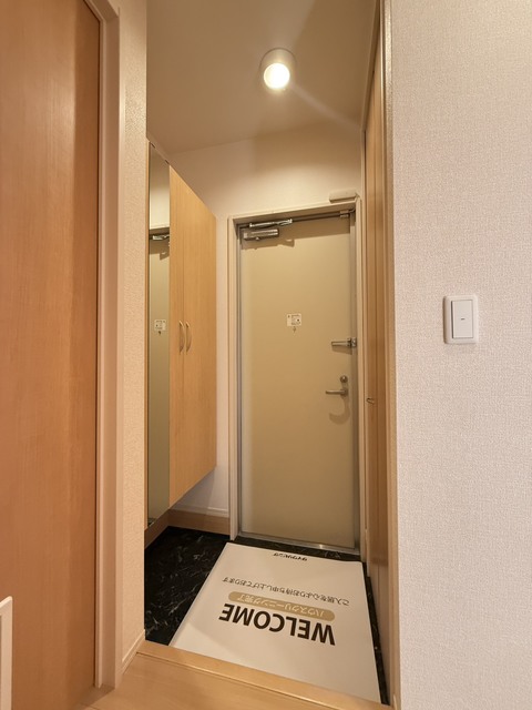玄関　☆別部屋参考写真です☆