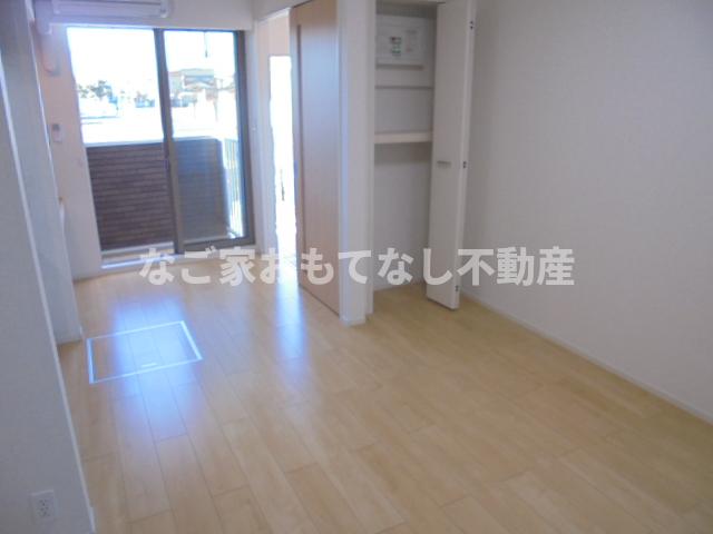 居室・リビング　同型タイプ