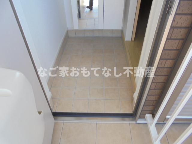 玄関　同型タイプ