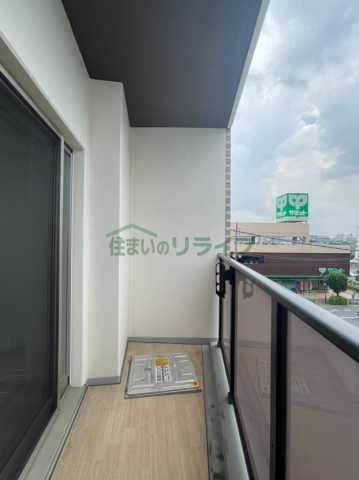 バルコニー　ロイジェント世田谷野沢