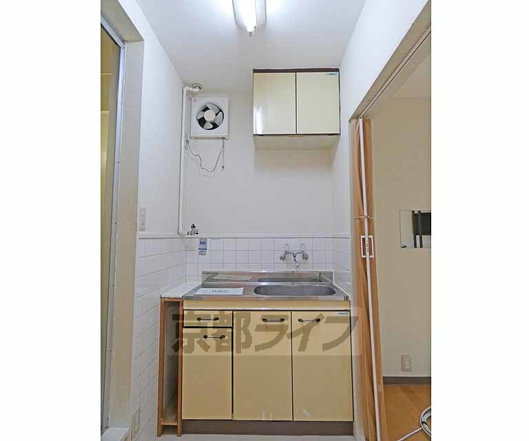 キッチン　キッチンです。