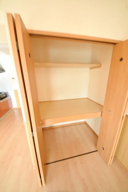 その他設備　★収納力の豊富なお部屋です★