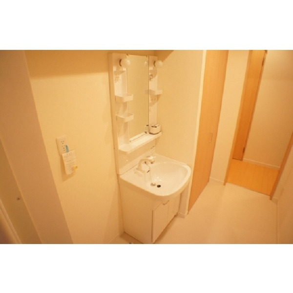 洗面設備　シャンプードレッサー