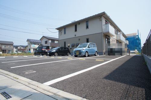駐車場　敷地内駐車場