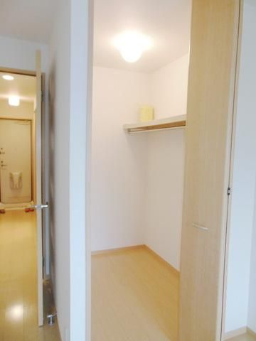 収納　★ウォークインクローゼット★