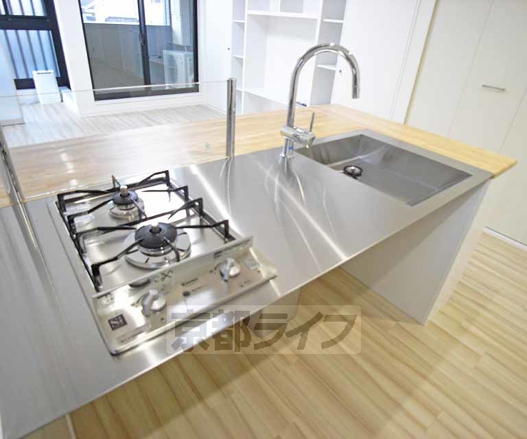 キッチン　自分だけのキッチンで楽しいクッキングタイム