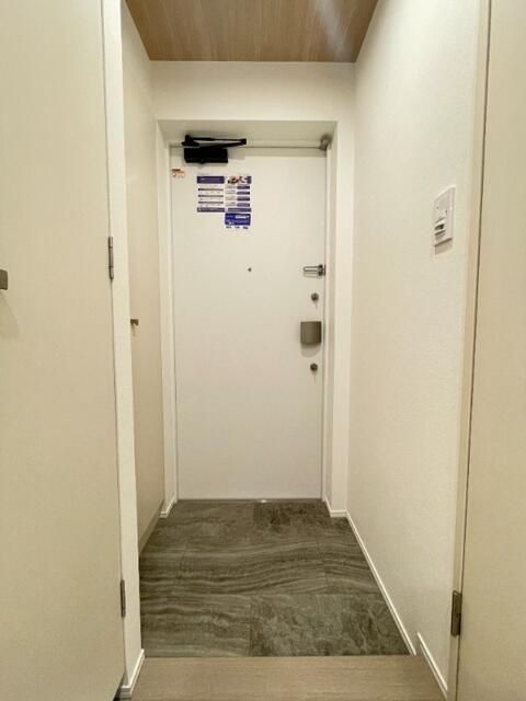 玄関　※別部屋の写真です
