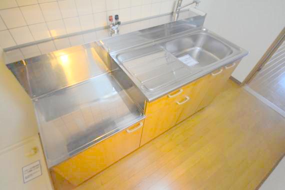 キッチン　あなたの好みに合わせたコンロを置いてくださいね。