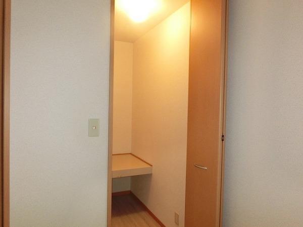 収納　ウォークインクローゼット！