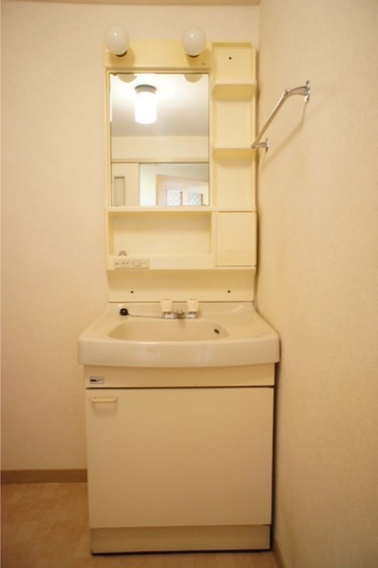 洗面設備　図面と現状に相違がある場合には現状を優先