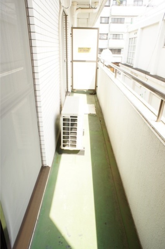 バルコニー　図面と現状に相違がある場合には現状を優先