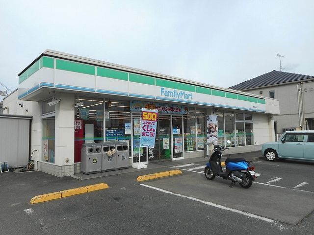 コンビニ　ファミリーマート府中鵜飼店（コンビニ）まで450m
