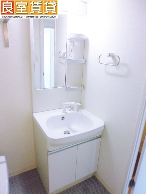 洗面設備　洗髪洗面化粧台