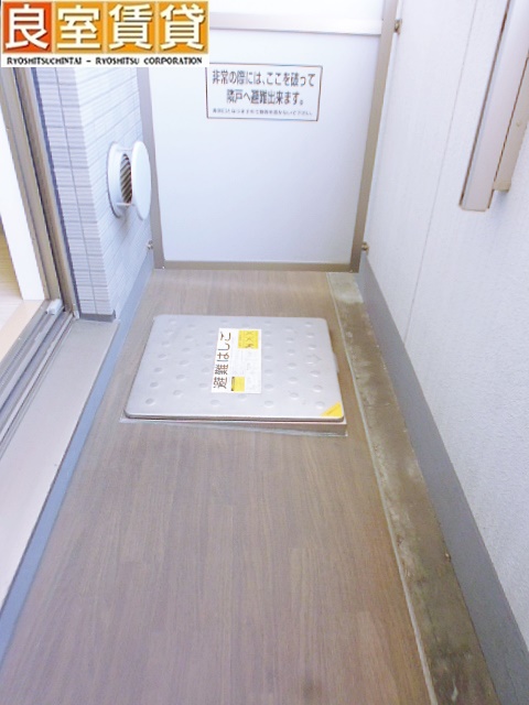 バルコニー　バルコニー