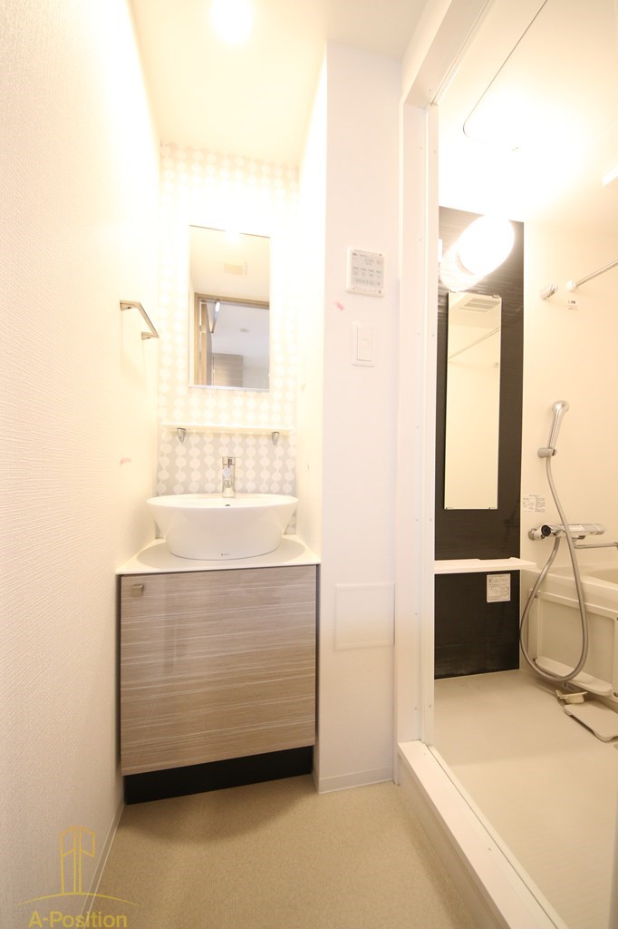 洗面設備　エスリード大阪ドームCERCA